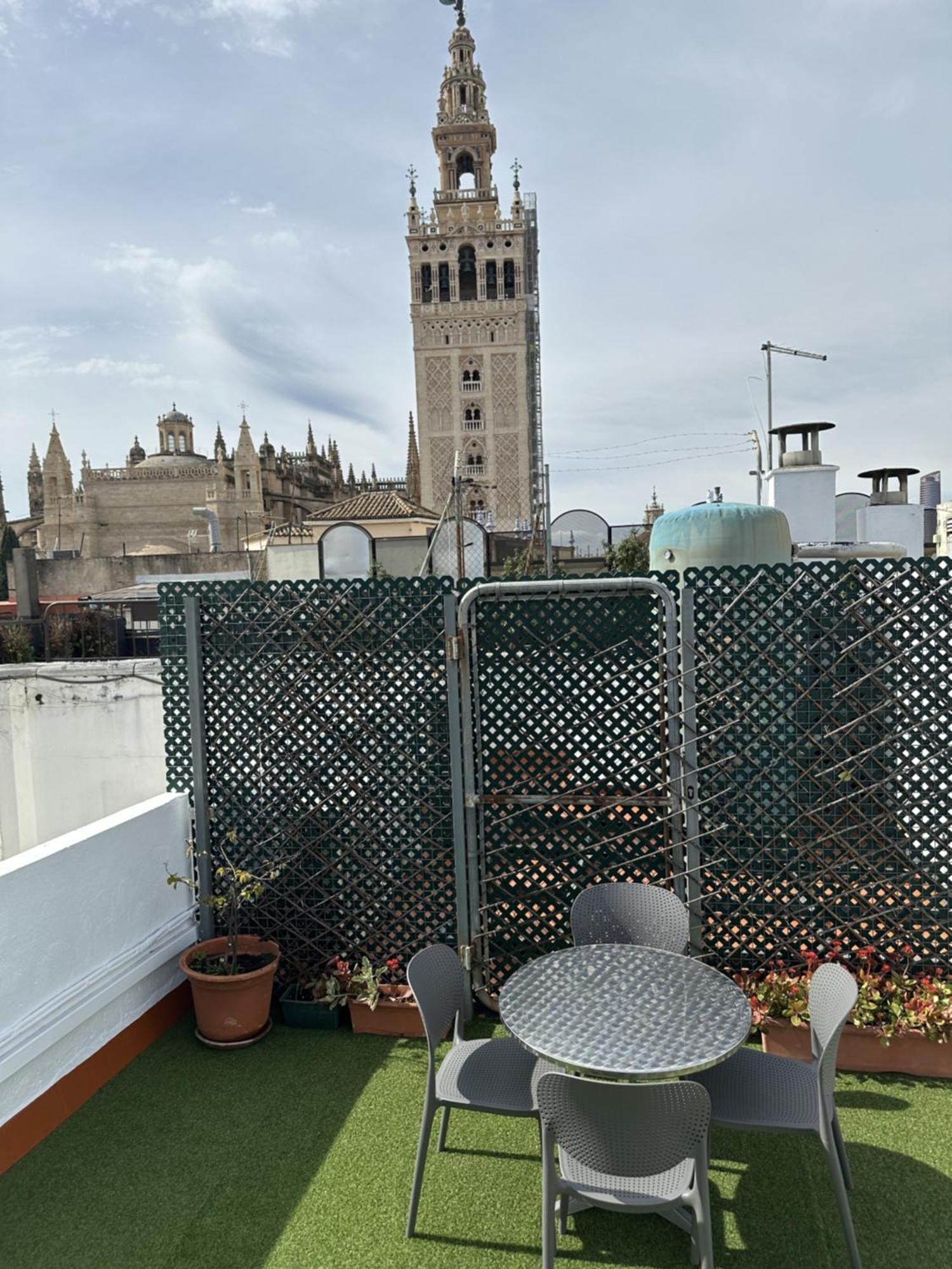Abades Suite Junto A La Catedral De Sevilla Exterior photo