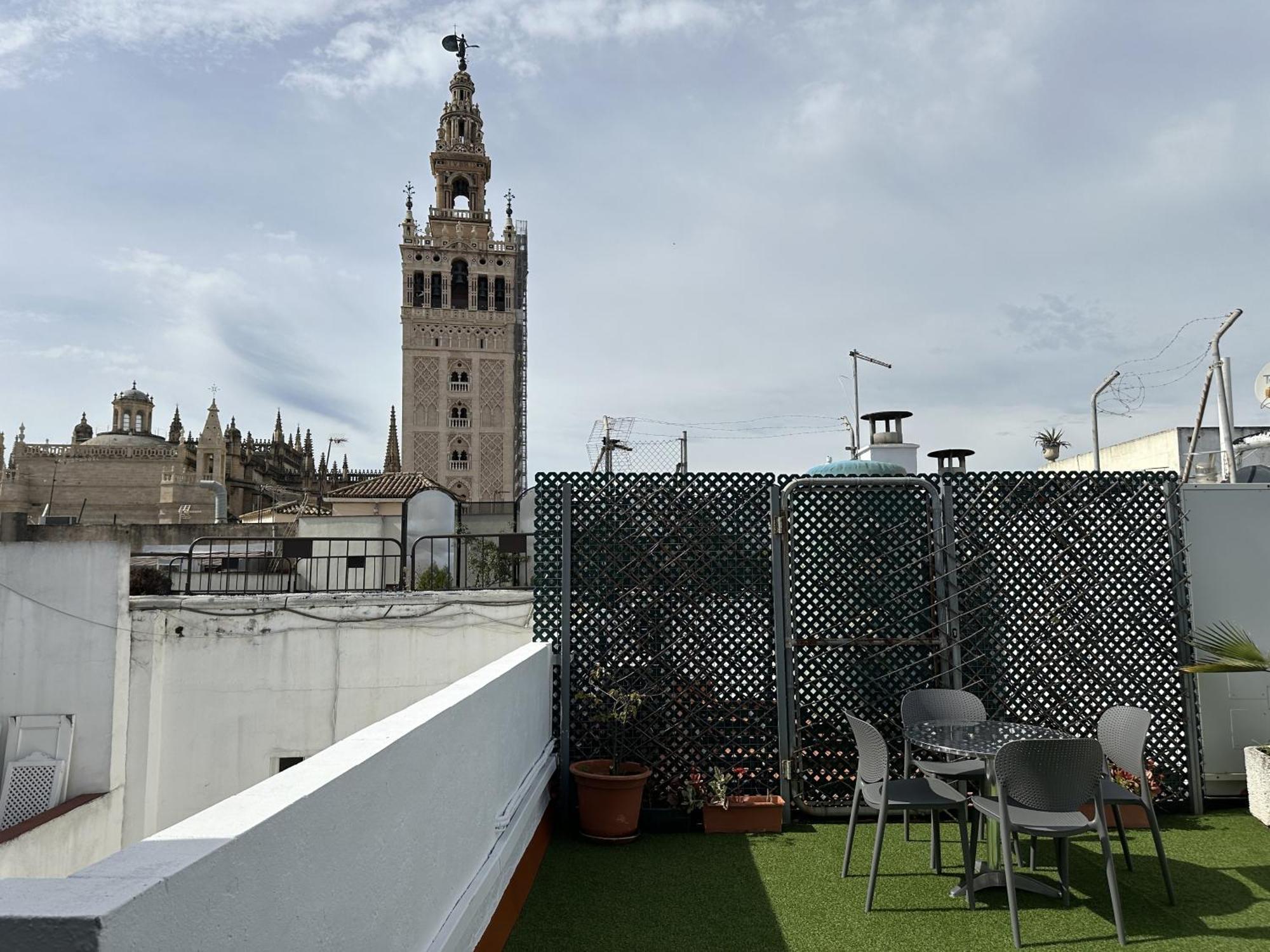Abades Suite Junto A La Catedral De Sevilla Exterior photo